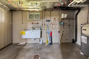 115 Arena Dr, Weirton, WV 26062 - Photo 32