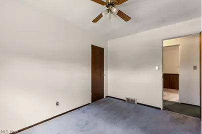115 Arena Drive, Weirton, WV 26062 - Photo 20