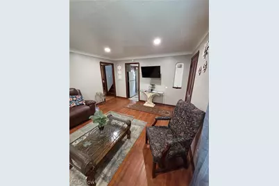 1275 S Green Road, South Euclid, OH 44121 - Photo 4