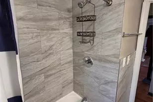 1275 S Green Rd, South Euclid, OH 44121 - Photo 10