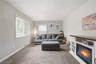 1852 Cramer Ave, Akron, OH 44312 - Photo 6