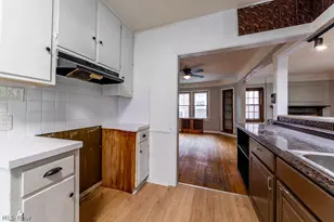 18405 Newell Rd, Huber Heights, OH 44122 - Photo 26