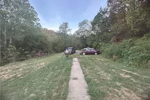 8188 Dozer Rd, Cambridge, OH 43725 - Photo 4