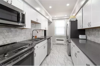 19015 Van Aken Boulevard #406, Huber Heights, OH 44122 - Photo 6