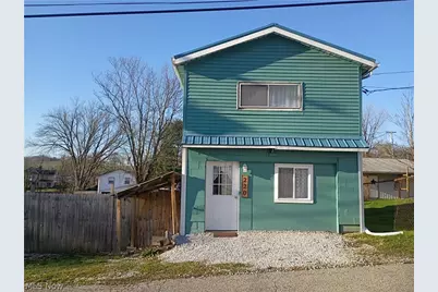 220 Market Street, Belmont, OH 43718 - Photo 1