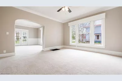 958 Forest Avenue, Zanesville, OH 43701 - Photo 8