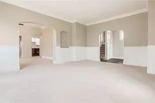 958 Forest Ave, Zanesville, OH 43701 - Photo 6