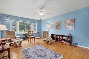 8084 Wright Rd, Grandview Heights, OH 44147 - Photo 8