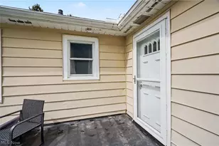 8084 Wright Rd, Grandview Heights, OH 44147 - Photo 36