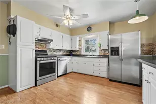 8084 Wright Rd, Grandview Heights, OH 44147 - Photo 16