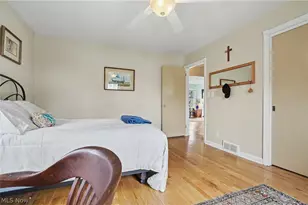 8084 Wright Rd, Grandview Heights, OH 44147 - Photo 22