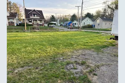 711 Pine Street, Zanesville, OH 43701 - Photo 6