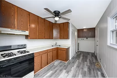 6369 Eldridge Boulevard, Huber Heights, OH 44146 - Photo 8