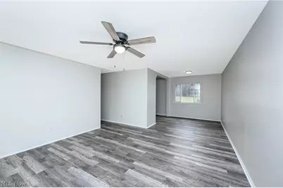 6369 Eldridge Boulevard, Huber Heights, OH 44146 - Photo 4
