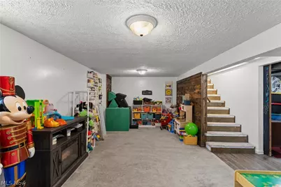 112 Parkview Drive, Wintersville, OH 43953 - Photo 20