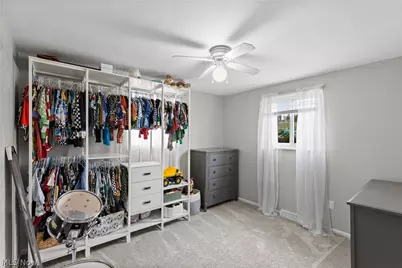 112 Parkview Drive, Wintersville, OH 43953 - Photo 16