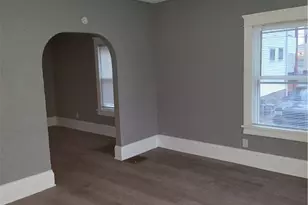 1007 Dewalt Ave NW, Canton, OH 44703 - Photo 4