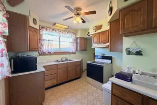 817 Superior St, Zanesville, OH 43701 - Photo 10