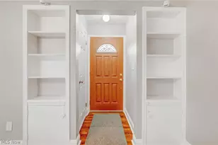 24037 Mastick Rd, North Olmsted, OH 44070 - Photo 6