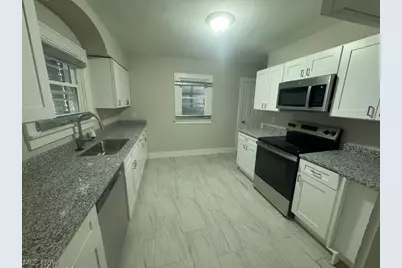 3622 Shirley Road, Youngstown, OH 44502 - Photo 8