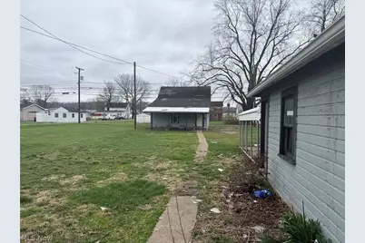 555 E Canal Street, Newcomerstown, OH 43832 - Photo 6