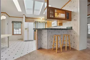 228 Troy Oaks Dr, Hiram, OH 44234 - Photo 18