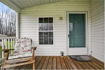 228 Troy Oaks Drive, Hiram, OH 44234 - Photo 2