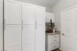 4330 Weathervane Dr, Lorain, OH 44053 - Photo 30