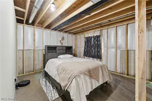 4330 Weathervane Dr, Lorain, OH 44053 - Photo 38