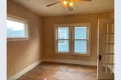 1138 Roslyn Avenue SW, Canton, OH 44710 - Photo 4