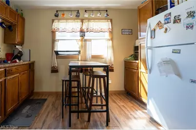 2204 Commerce Street, Wellsburg, WV 26070 - Photo 8