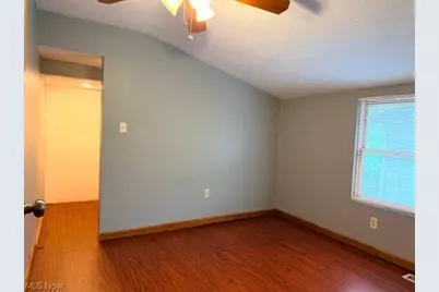1059 Jean Avenue, Akron, OH 44310 - Photo 16