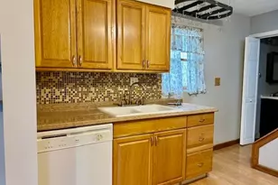 1059 Jean Ave, Akron, OH 44310 - Photo 6