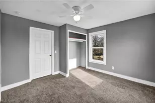 127 E 35th St, Lorain, OH 44055 - Photo 16