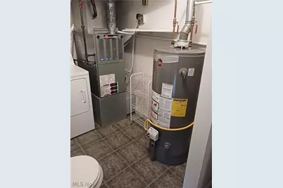 3866 Huntmere Avenue, Youngstown, OH 44515 - Photo 8