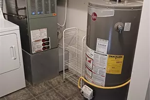 3866 Huntmere Ave, Youngstown, OH 44515 - Photo 8