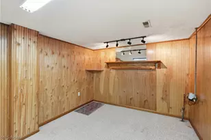 1734 Tonawanda Ave, Akron, OH 44305 - Photo 24