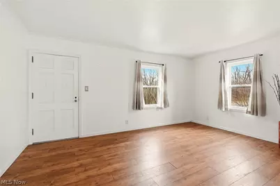 1734 Tonawanda Avenue, Akron, OH 44305 - Photo 12