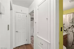 1734 Tonawanda Ave, Akron, OH 44305 - Photo 14