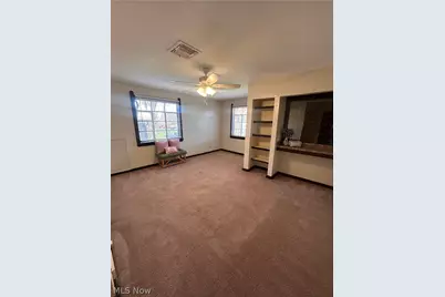1707 W 31st Place, Loveland, OH 44113 - Photo 2