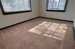 1707 W 31st Pl, Loveland, OH 44113 - Photo 8