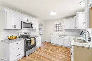 4216 38th St NW, Canton, OH 44718 - Photo 4