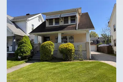 13820 S Parkway Drive, Garfield Heights, OH 44105 - Photo 1