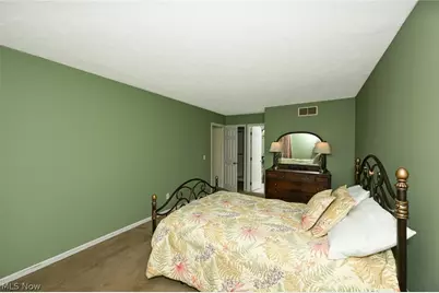 5780 Emerald Ridge Parkway, Solon, OH 44139 - Photo 24