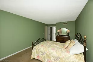 5780 Emerald Ridge Pkwy, Solon, OH 44139 - Photo 24