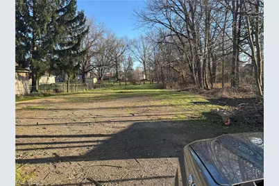 1145 Stiles, Warren, OH 44481 - Photo 4