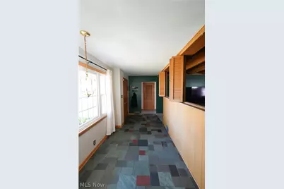 1627 Bayberry Lane, Coshocton, OH 43812 - Photo 10