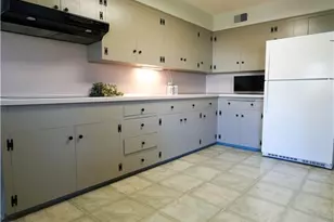 1627 Bayberry Ln, Coshocton, OH 43812 - Photo 12