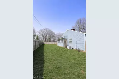 1627 Bayberry Lane, Coshocton, OH 43812 - Photo 40