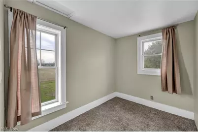 15593 Franchester Road, Burbank, OH 44214 - Photo 20